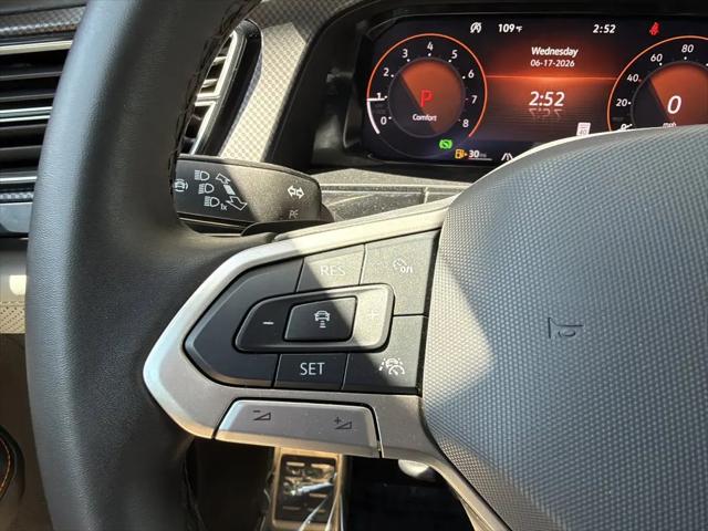 2024 Volkswagen Atlas 2.0T Peak Edition SEL