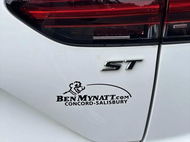 2023 Buick Envision Essence AWD