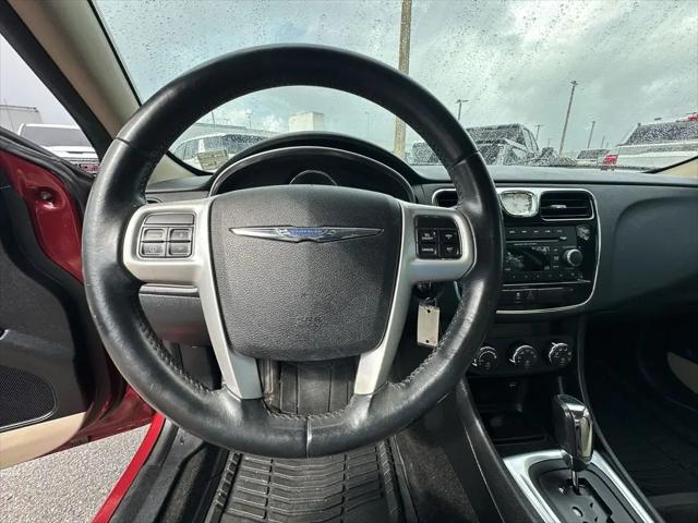 2013 Chrysler 200 Touring