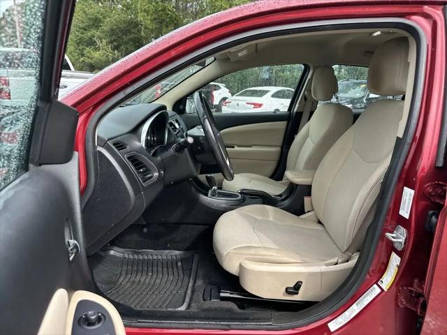 2013 Chrysler 200 Touring