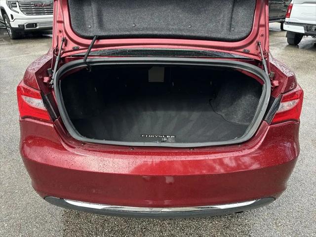 2013 Chrysler 200 Touring