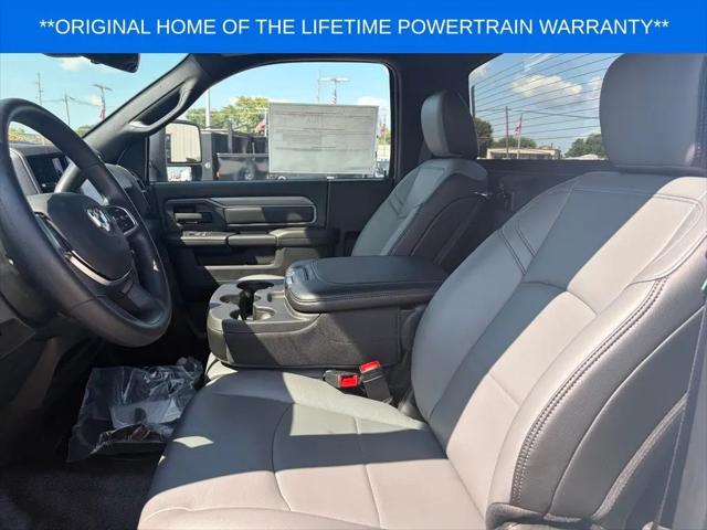 2026 Ram 3500 Tradesman/Big Horn