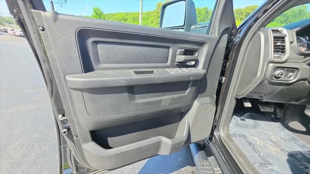 2026 Ram 2500 Tradesman Crew Cab 4x4 6'4" Box