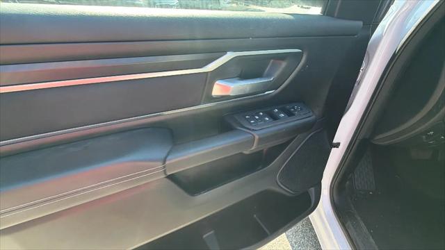 2025 Ram 1500 Big Horn Crew Cab 4x4 64 Box