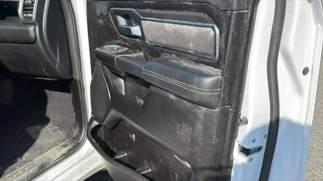 2025 Ram 1500 Big Horn Crew Cab 4x4 64 Box