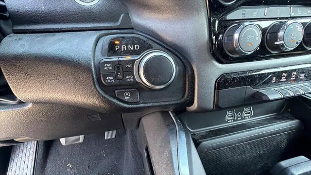 2025 Ram 1500 Big Horn Crew Cab 4x4 64 Box