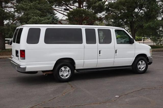 2010 Ford E-350 Super Duty XLT