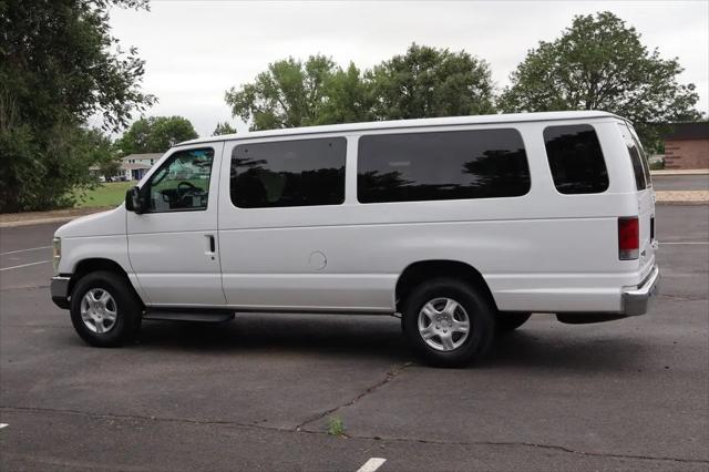 2010 Ford E-350 Super Duty XLT