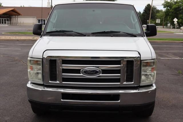 2010 Ford E-350 Super Duty XLT
