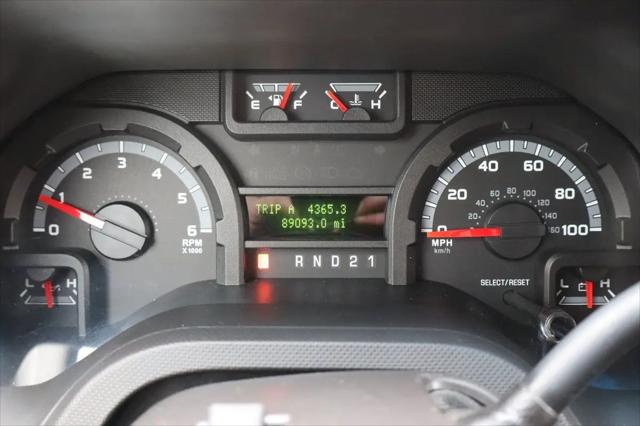 2010 Ford E-350 Super Duty XLT