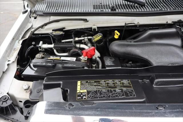 2010 Ford E-350 Super Duty XLT