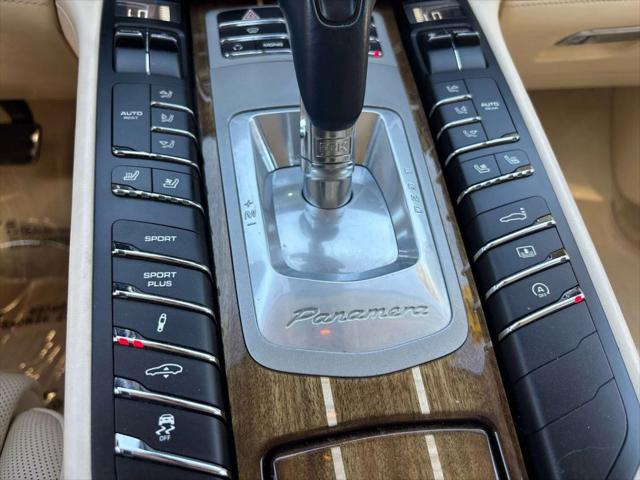 2012 Porsche Panamera 4S