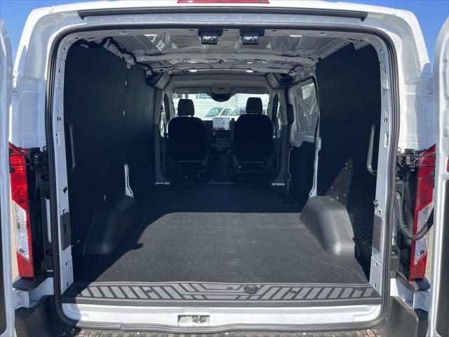 2026 Ford Transit Cargo Van T-150 130 LW RF SLID