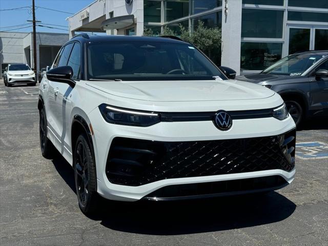 2026 Volkswagen Tiguan SE R-Line Black for sale in Long Beach, CA