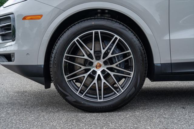 2026 Porsche Cayenne Base