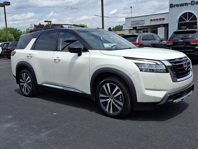 2024 Nissan Pathfinder Platinum 4WD 2024 Nissan Pathfinder Platinum 4WD