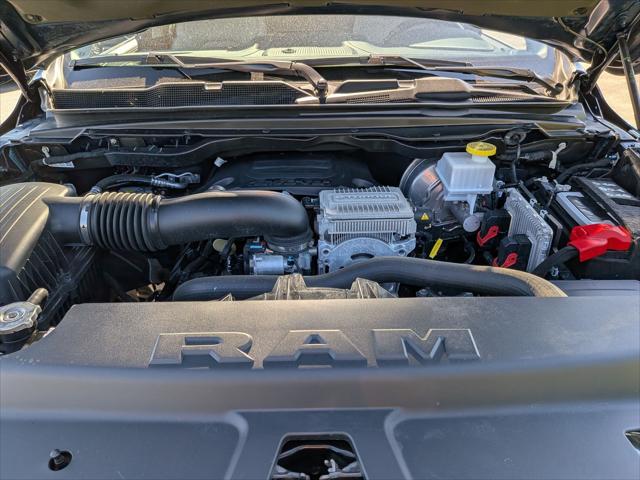 2022 Ram 1500 Limited Crew Cab 4x4 57 Box