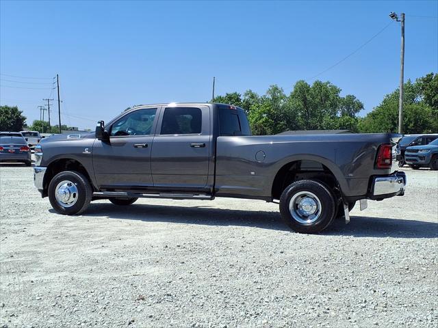 2026 Ram 3500 Tradesman Crew Cab 4x4 8 Box