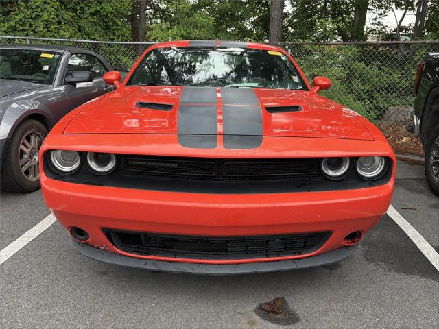 2017 Dodge Challenger SXT