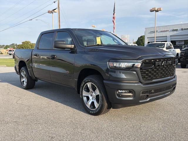 2026 Ram 1500 Express Crew Cab 4x2 5'7" Box