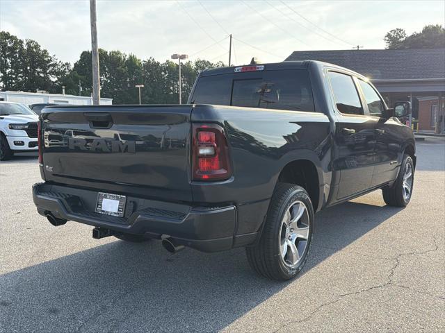 2026 Ram 1500 Express Crew Cab 4x2 5'7" Box