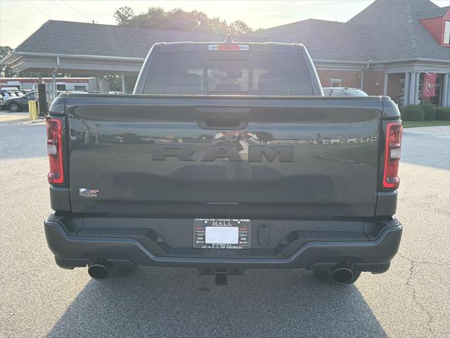 2026 Ram 1500 Express Crew Cab 4x2 5'7" Box