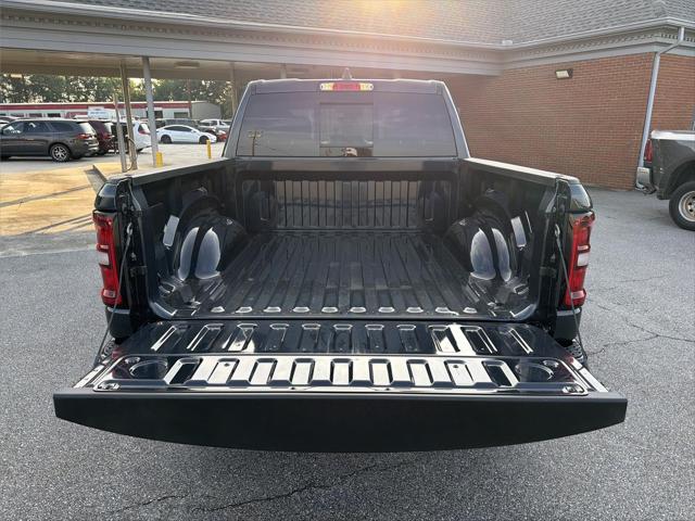2026 Ram 1500 Express Crew Cab 4x2 5'7" Box