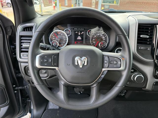 2026 Ram 1500 Express Crew Cab 4x2 5'7" Box