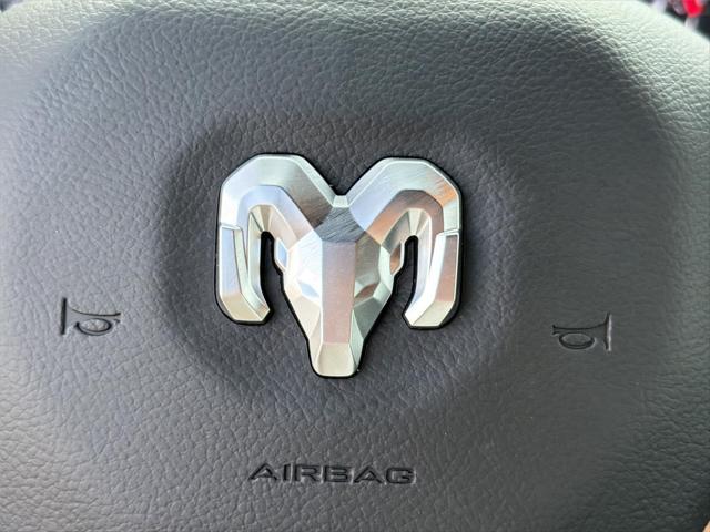2026 Ram 1500 Express Crew Cab 4x2 5'7" Box