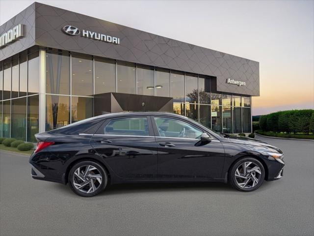 2024 Hyundai Elantra SEL 2024 Hyundai Elantra SEL