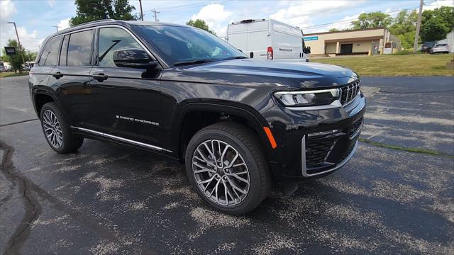 2026 Jeep Grand Cherokee GRAND CHEROKEE SUMMIT 4X4