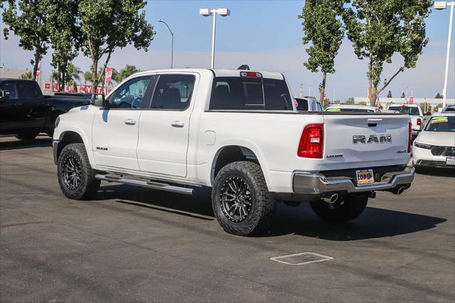 2026 Ram 1500 Laramie Crew Cab 4x4 5'7" Box