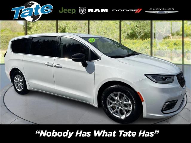 2024 Chrysler Pacifica Touring L 2024 Chrysler Pacifica Touring L