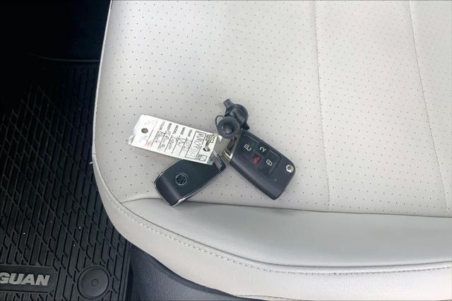 Used 2021 Volkswagen Tiguan 2.0T SE R-Line Black For Sale in Lubbock, TX