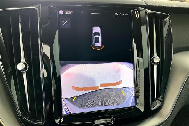 2024 Volvo XC60 Core - Photo 21
