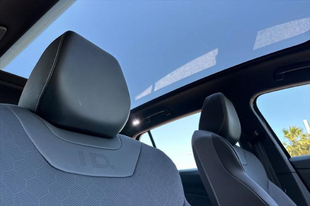2023 Volkswagen ID.4 Pro S Plus