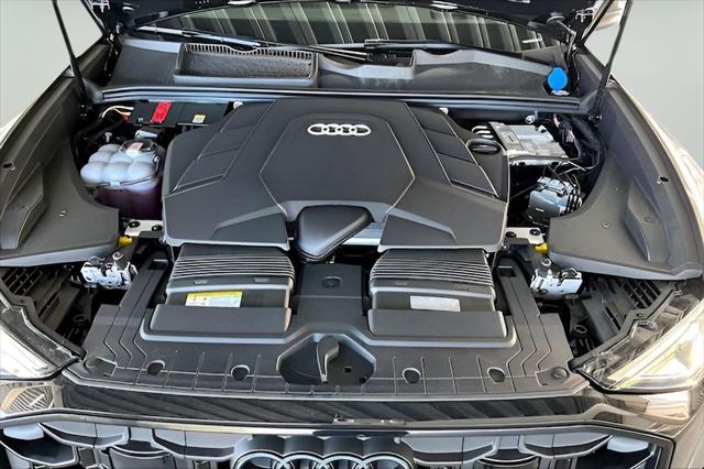 2026 Audi Q8 Prestige Plus 55 TFSI quattro Tiptronic