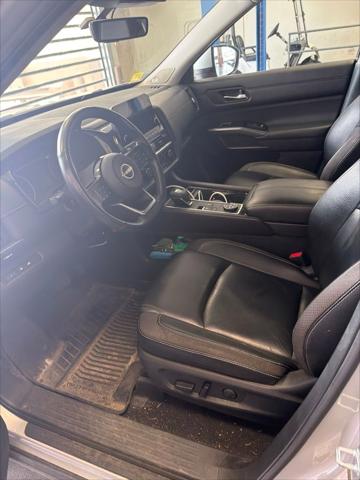 2023 Nissan Pathfinder SL 4WD for sale near Groveport, OH