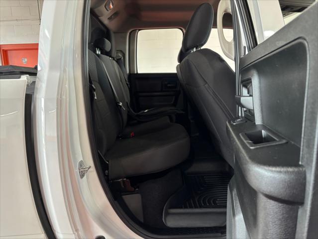 2019 Ram 1500 Classic Express Quad Cab 4x4 6'4" Box