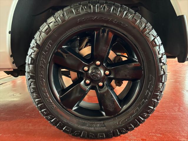 2019 Ram 1500 Classic Express Quad Cab 4x4 6'4" Box