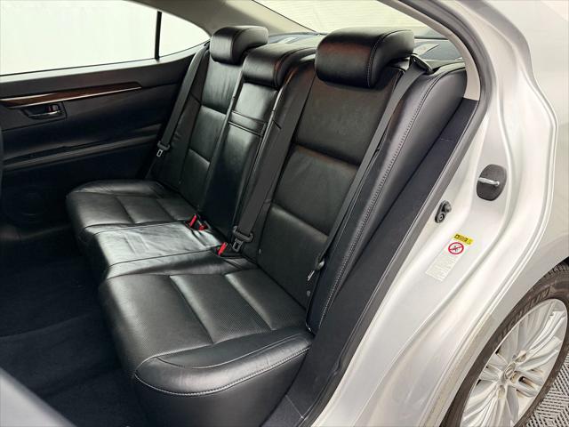 2013 Lexus ES 350 Luxury Package