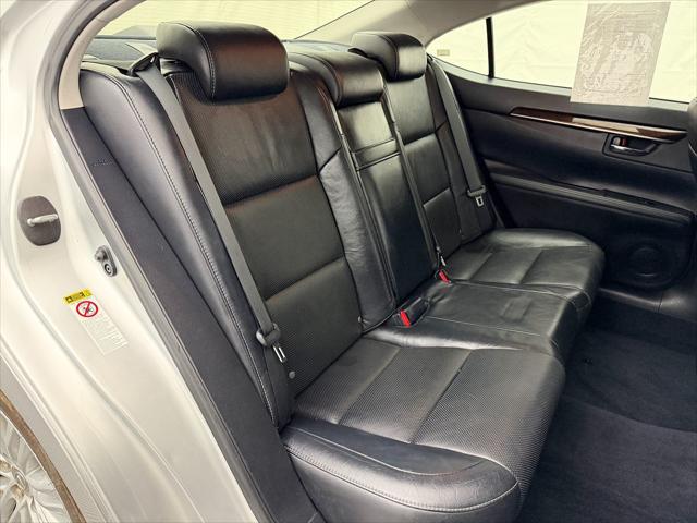 2013 Lexus ES 350 Luxury Package