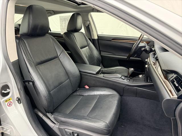 2013 Lexus ES 350 Luxury Package