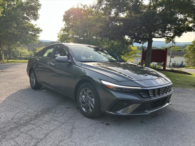2025 Hyundai Elantra Hybrid Blue for sale in Altoona, PA