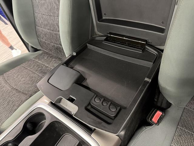 2017 Ram 1500 Big Horn Crew Cab 4x4 57 Box
