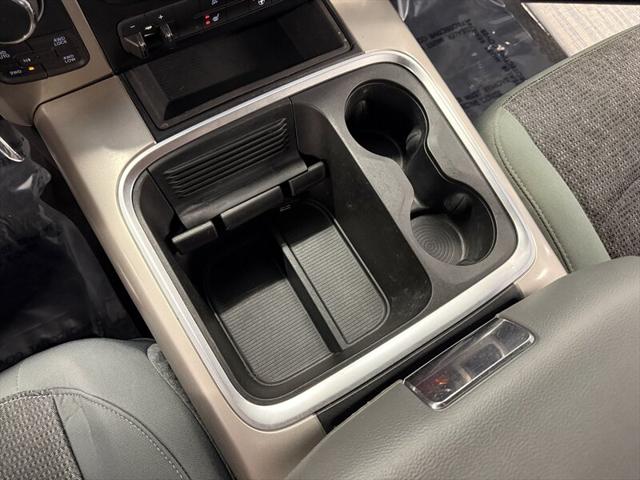 2017 Ram 1500 Big Horn Crew Cab 4x4 57 Box