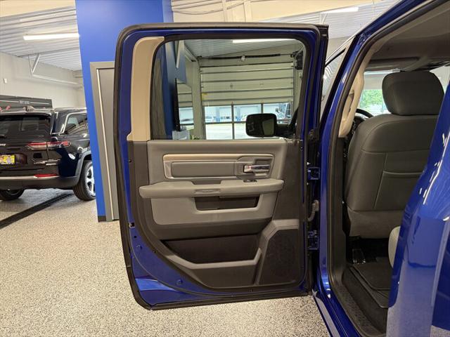 2017 Ram 1500 Big Horn Crew Cab 4x4 57 Box