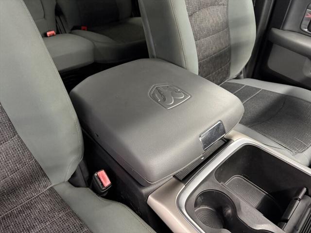 2017 Ram 1500 Big Horn Crew Cab 4x4 57 Box