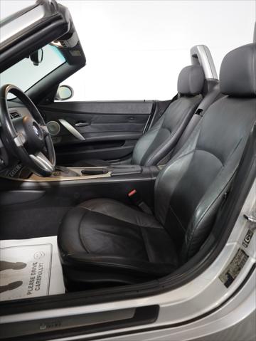 2004 BMW Z4 2.5i