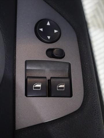 2004 BMW Z4 2.5i